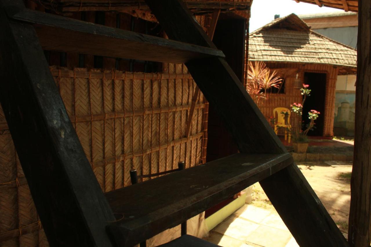 Elara Beach View Homestay Alappuzha ภายนอก รูปภาพ