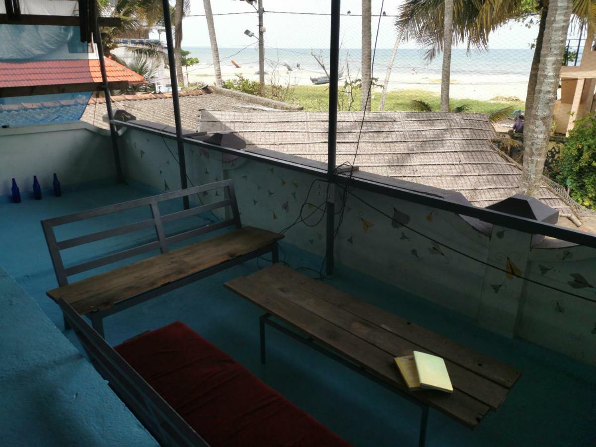 Elara Beach View Homestay Alappuzha ภายนอก รูปภาพ